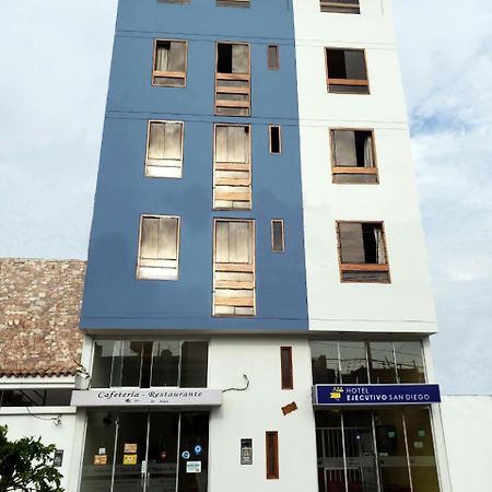 Hotel Ejecutivo San Diego ตรูคีโย ภายนอก รูปภาพ